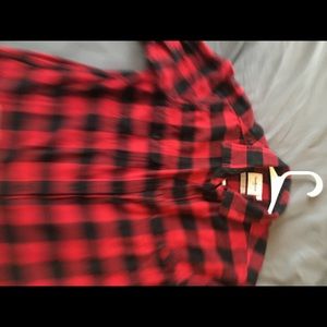 Men’s Goodfellow Red and Black Large Flannel